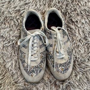 Gola Cream Canvas Sneakers